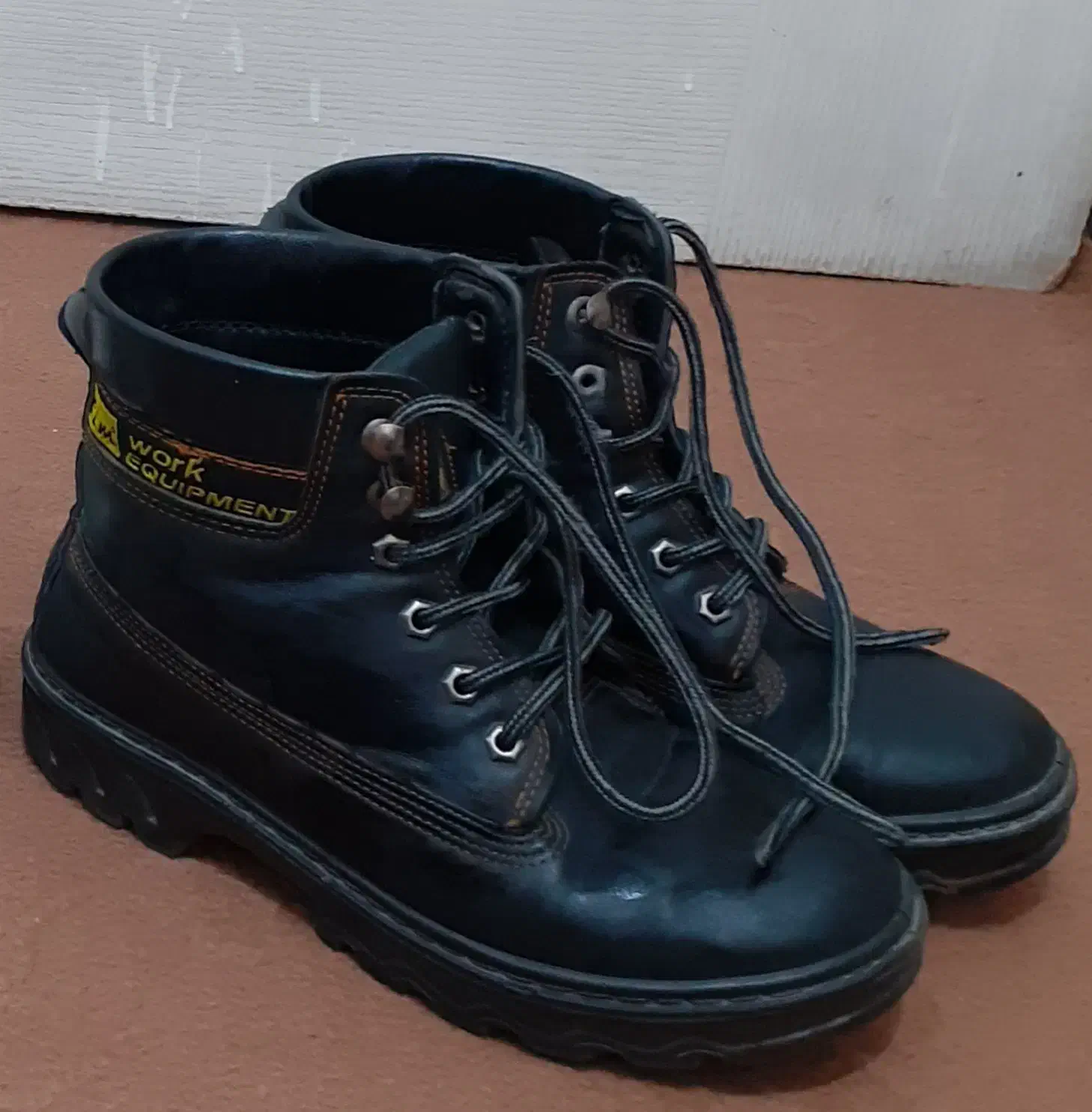 نیم بوت سایز ۴۰|کیف، کفش، کمربند|ملایر, |دیوار