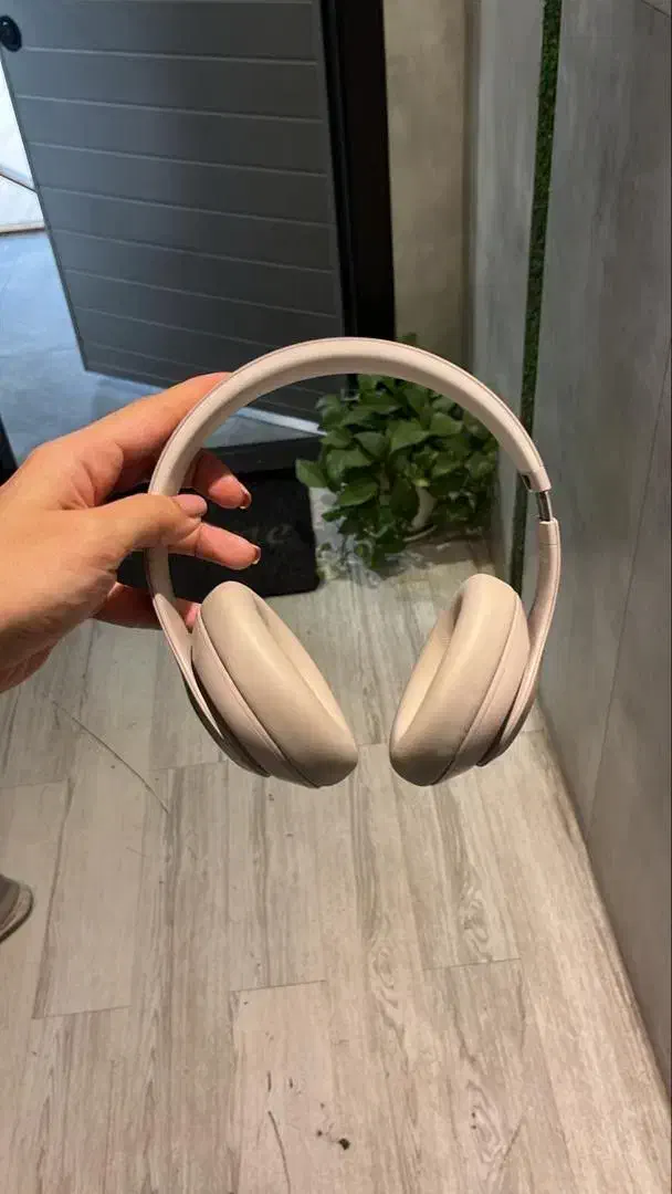Beats studio pro|لوازم جانبی موبایل و تبلت|تهران, نمایشگاه بین المللی|دیوار