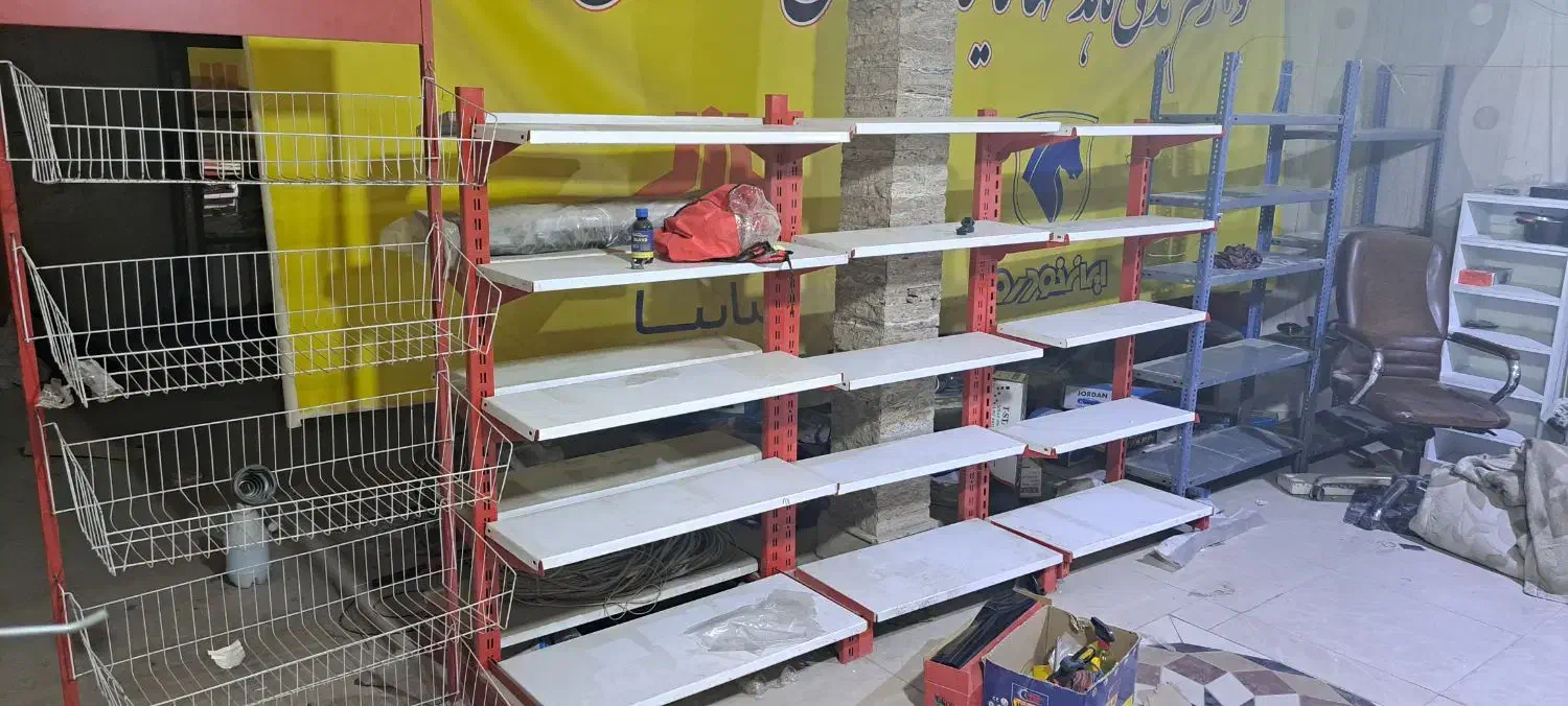 تعدادی قفسه درحدنو کم کار|فروشگاه و مغازه|اصفهان, حصه شمالی|دیوار