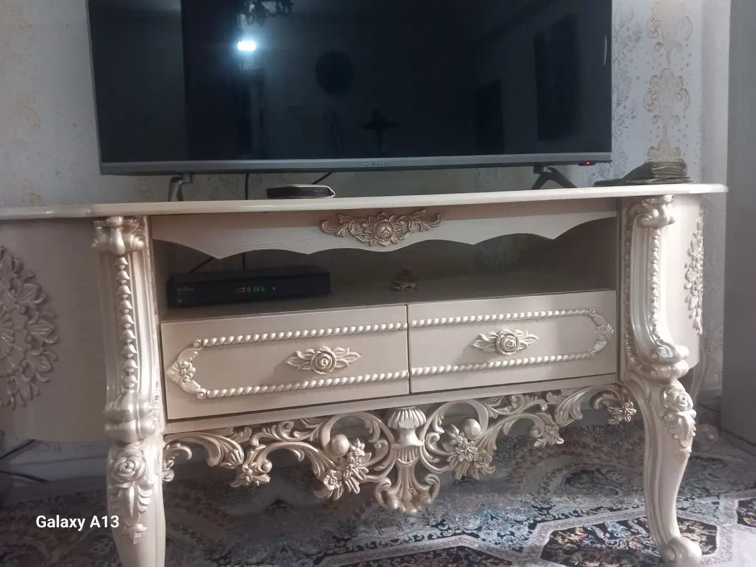 هردو در حد نو|میز تلویزیون|قزوین, |دیوار