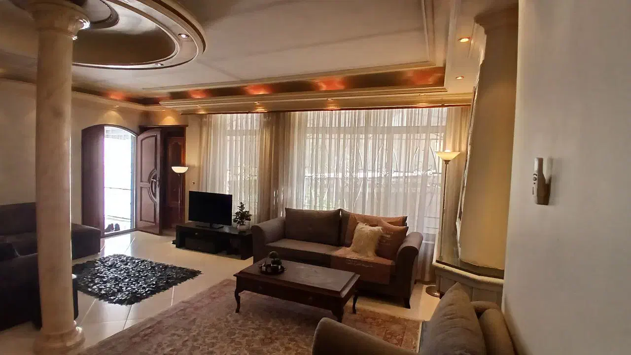 ویلایی ۱۷۰ متر زمین / ۲۰۰ متر زیربنا بازسازی شده|فروش خانه و ویلا|مشهد, آبکوه|دیوار