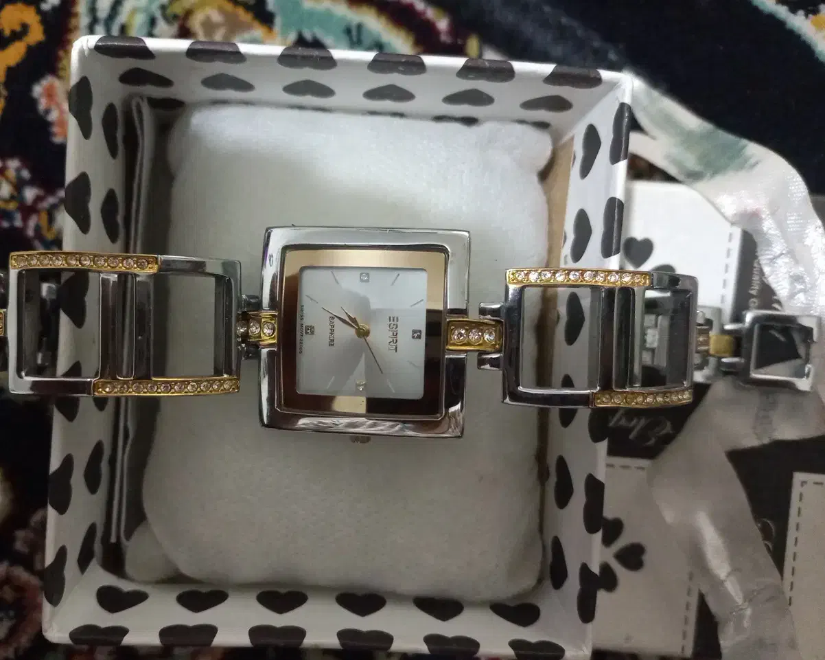 ساعت زنانه نو|ساعت|پاکدشت, خاتون آباد|دیوار