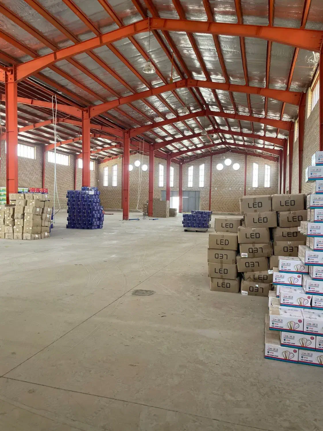 اجاره ۱۰۵۰متر سوله جهت انبار|اجارهٔ دفتر صنعتی، کشاورزی، تجاری|شریف‌آباد, |دیوار