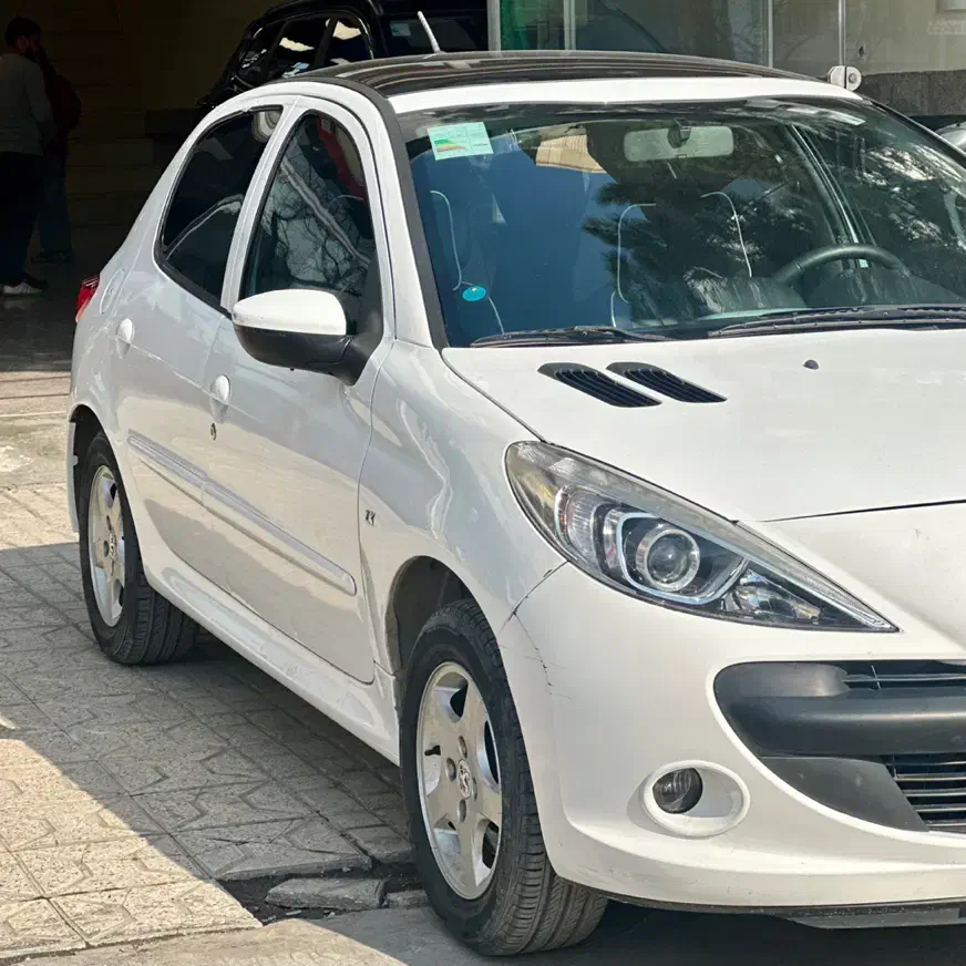 پژو ۲۰۷ پانا مدل ۱۴۰۱ / نقد و اقساط|خودرو سواری و وانت|مشهد, دانشجو|دیوار