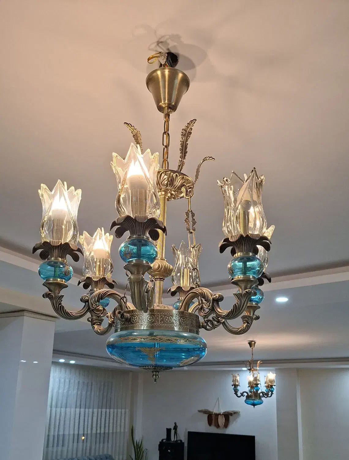 فروش فوری دو عدد لوستر برنجی و دیوارکوب ست|لوستر و چراغ آویز|تهران, مینابی|دیوار