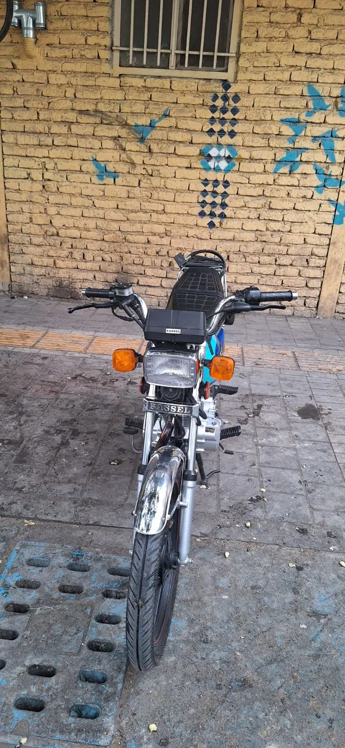 باسل 200|موتورسیکلت|مشهد, گاز|دیوار