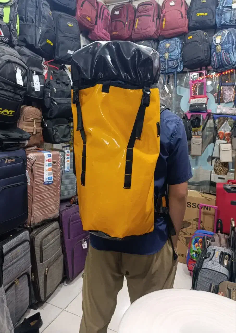 تولیدی کیف و کوله و انواع تعمیرات|کیف، کفش، کمربند|قم, یزدان‌شهر|دیوار