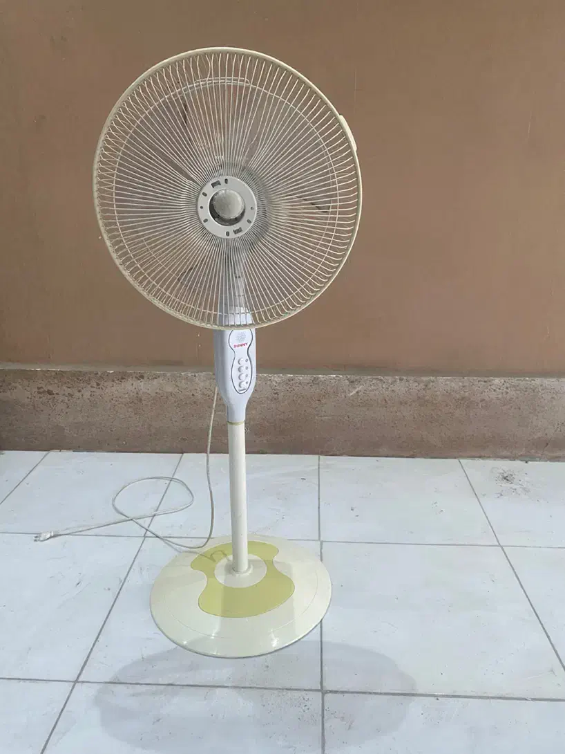 پنکه سانی sunny/سالم|پنکه و تصفیه‌کنندهٔ هوا|تهران, چیتگر شمالی|دیوار