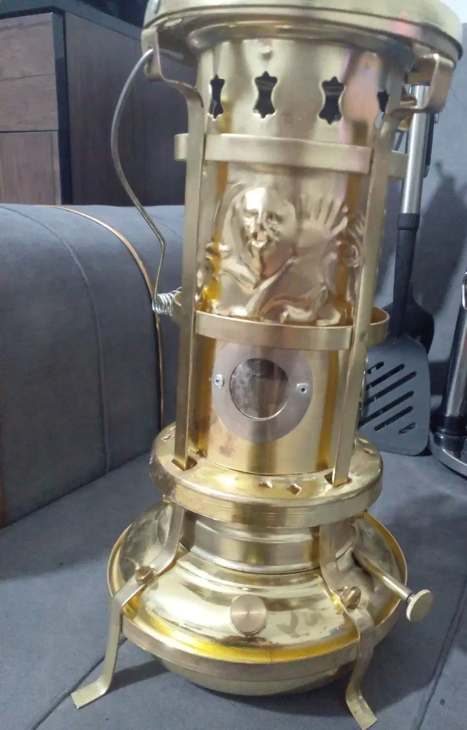 چراغ نفتی نو و ترازو آشپزخانه|کلکسیون اشیاء عتیقه|قدس, شهرقدس|دیوار