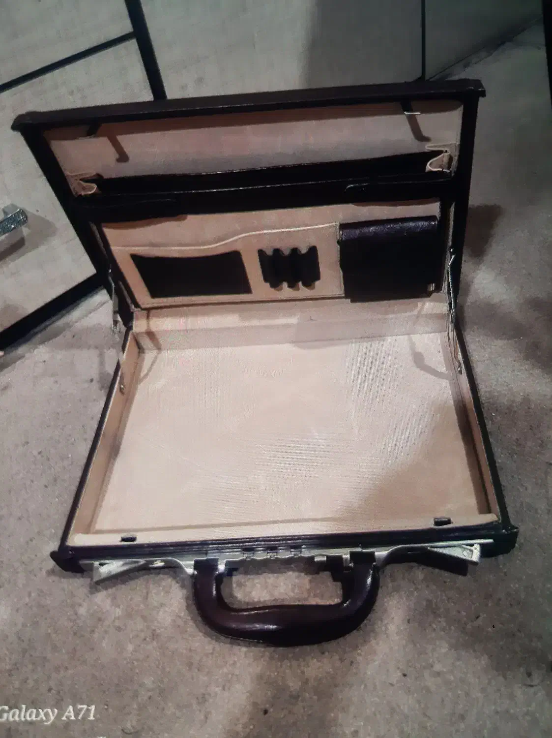 کیف چرم دیپلمات درجه یک|کیف، کفش، کمربند|یاسوج, |دیوار