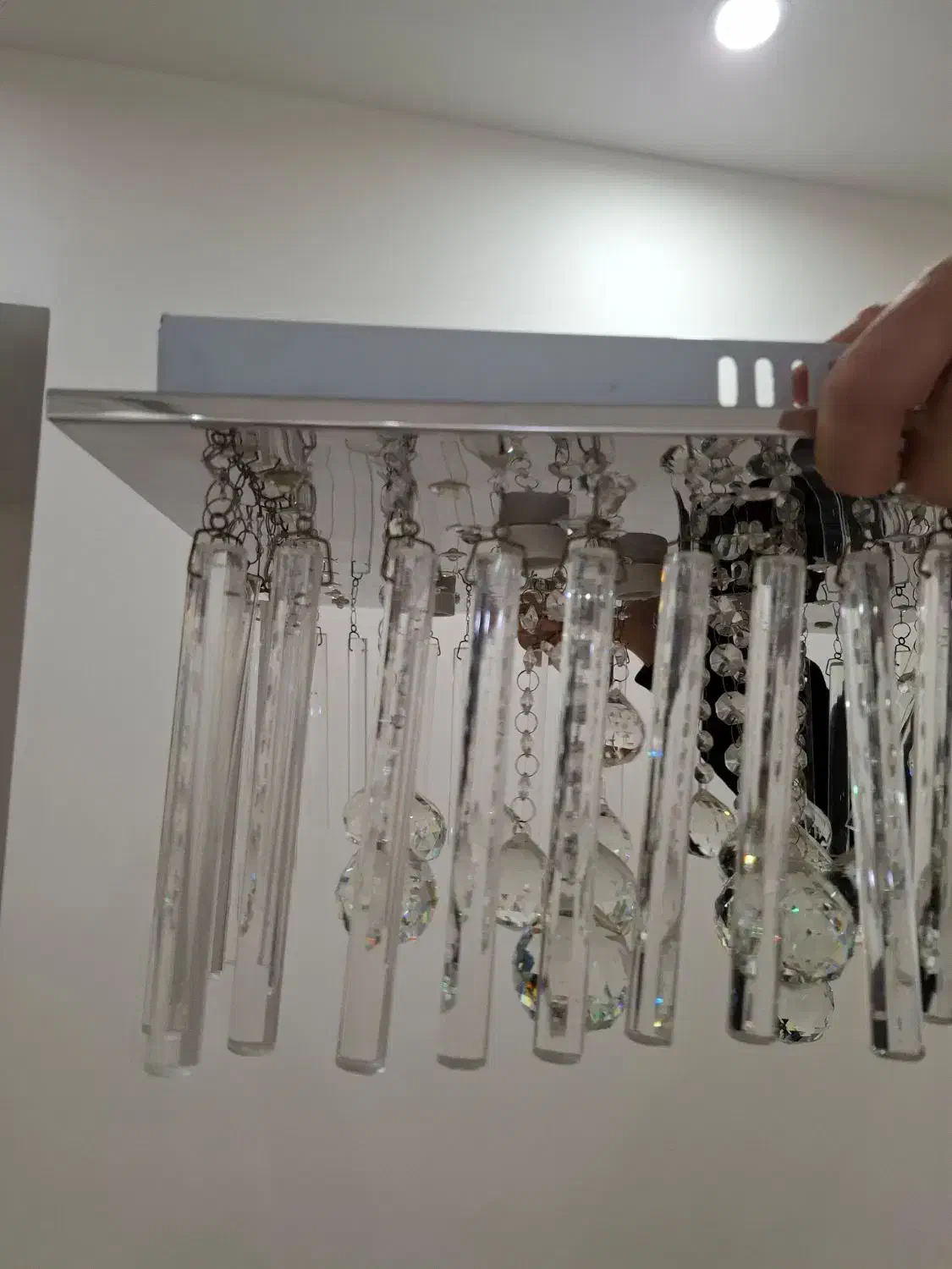 یک عدد لوستر سقفی کریستالی|لوستر و چراغ آویز|کرج, کوی امامیه|دیوار