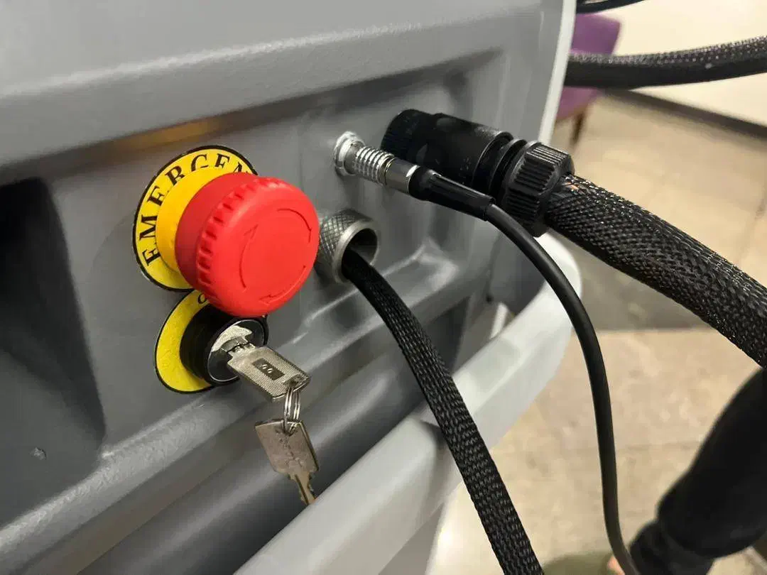 موجودی دستگاه های مناسب کلینک|آرایشی، بهداشتی، درمانی|کاشان, فاز ۱ ناجی آباد|دیوار