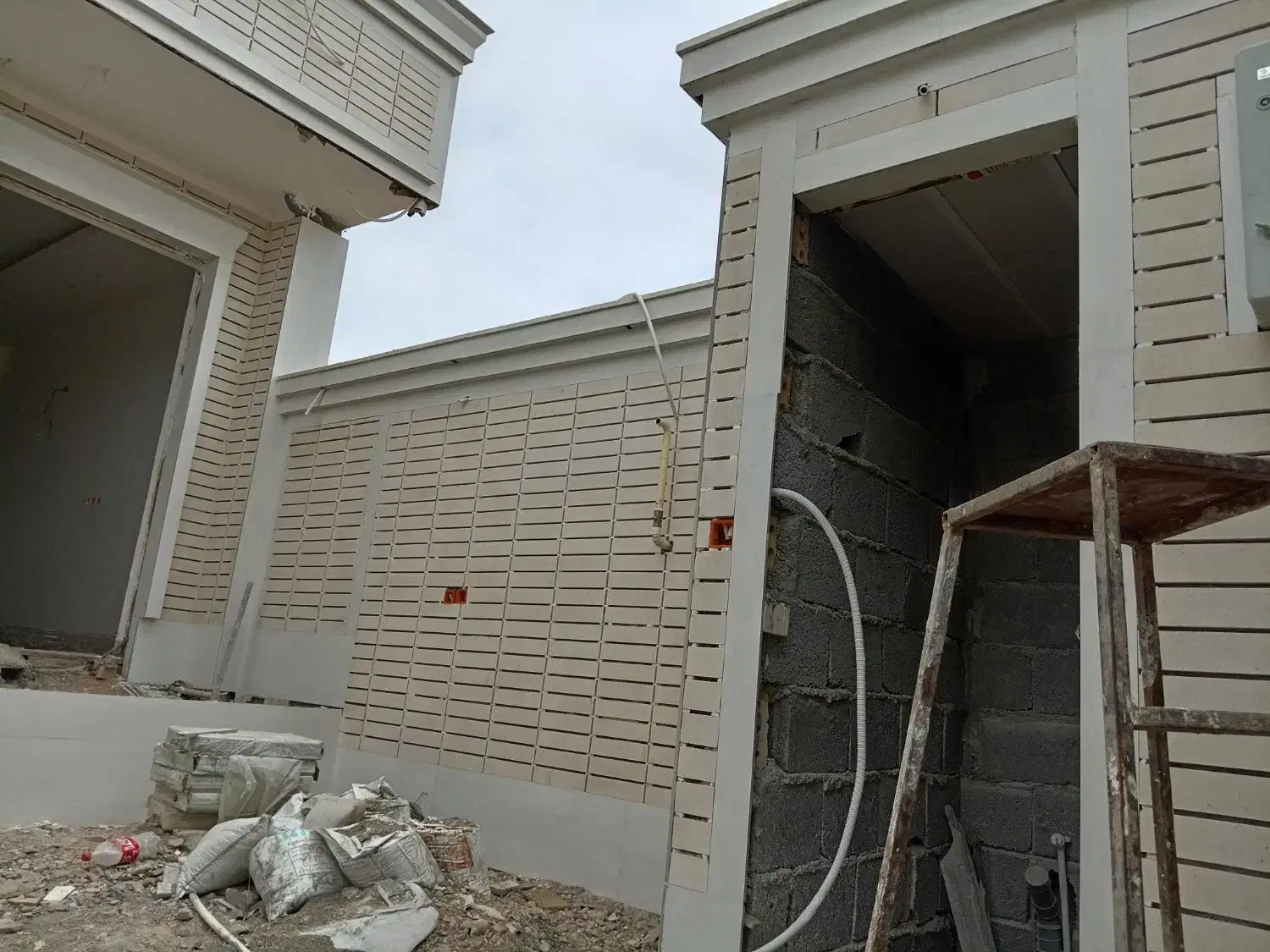 نمای ساختمان اجر پلاک سنگ سرامیک و...|خدمات پیشه و مهارت|سده (خراسان جنوبی), |دیوار