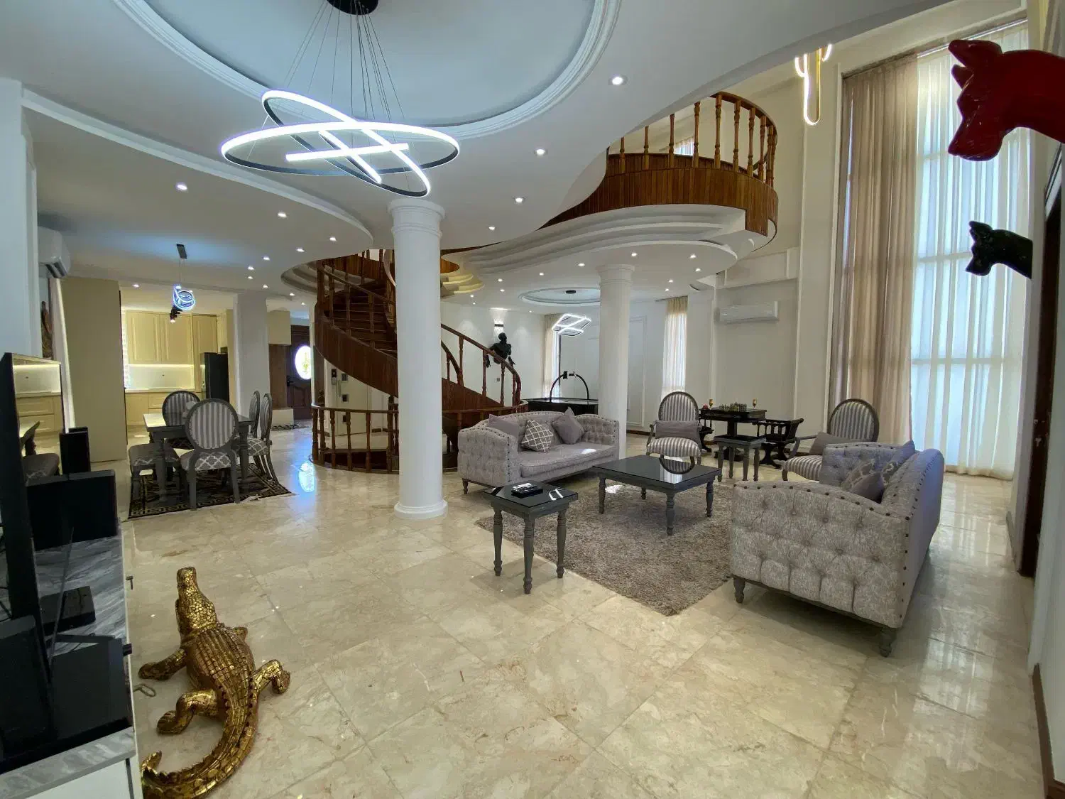 ویلایی / استخر دار / سونا / بیلیارد|اجارهٔ کوتاهمدت ویلا و باغ|کیش, |دیوار