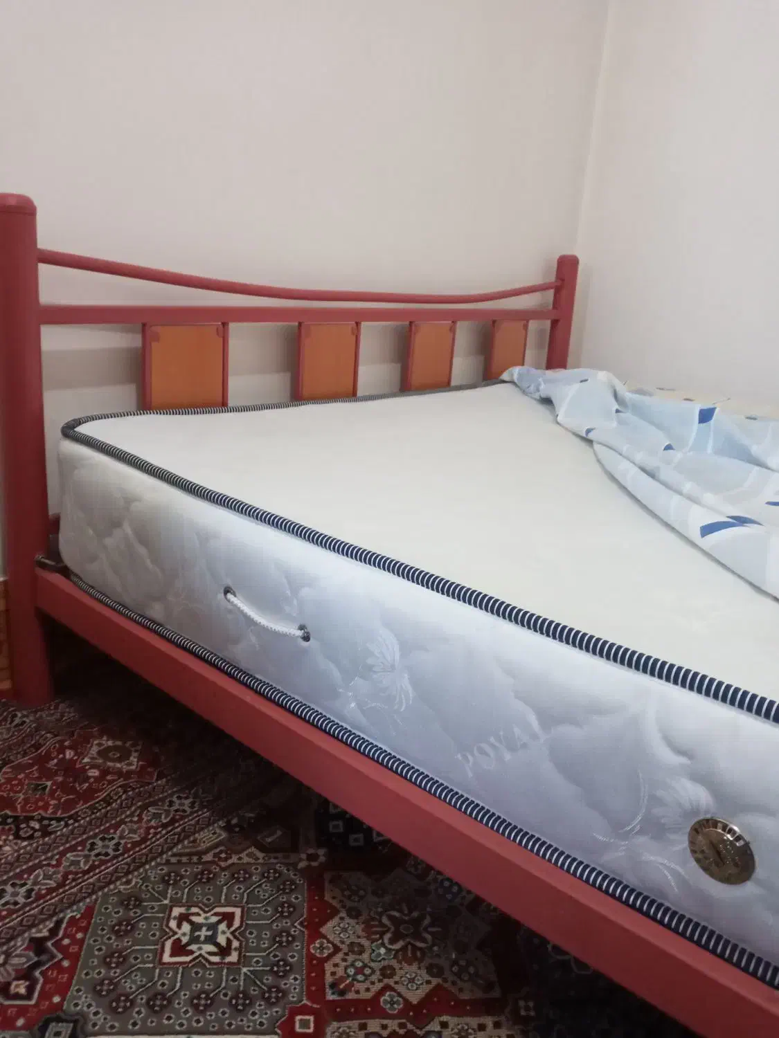 تخت خواب دونفره|تخت و سرویس خواب|مبارکه, |دیوار