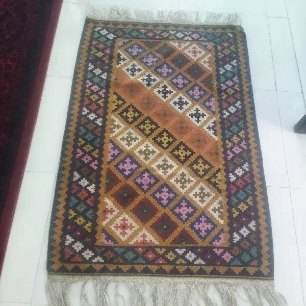 گلیم دست بافت|گلیم، جاجیم، گبه|شیراز, عادل آباد|دیوار