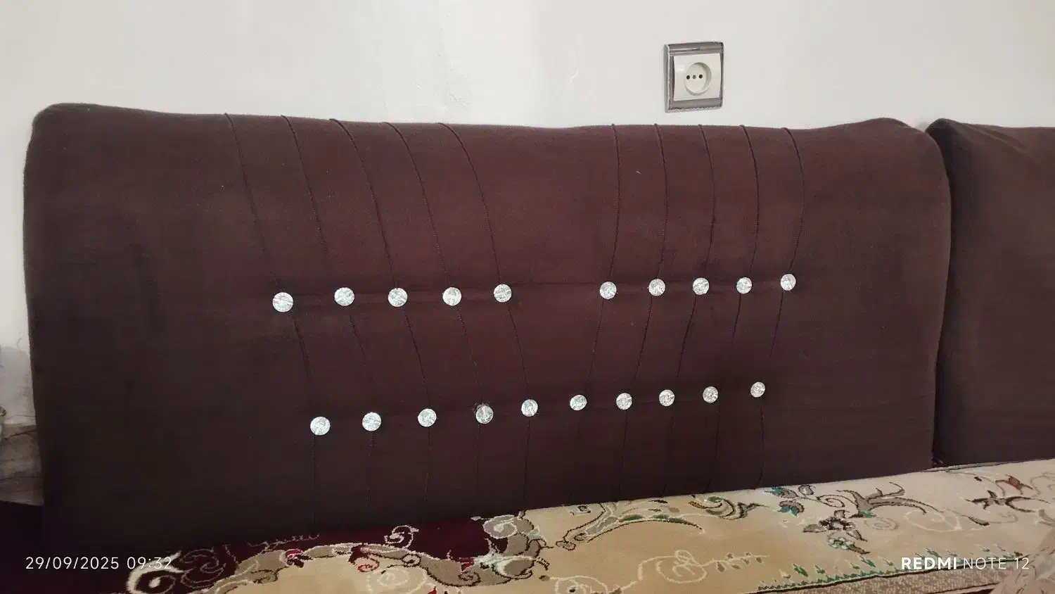 ۴ عدد پشتی|پشتی|کوهدشت, |دیوار