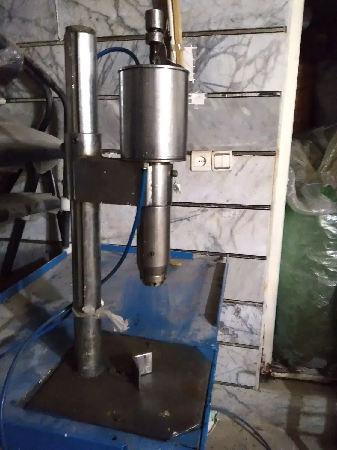 دستگاه پرس و گاز زن (گاز پرکن) اسپری|ماشین‌آلات صنعتی|قدس, شهر‌قدس|دیوار