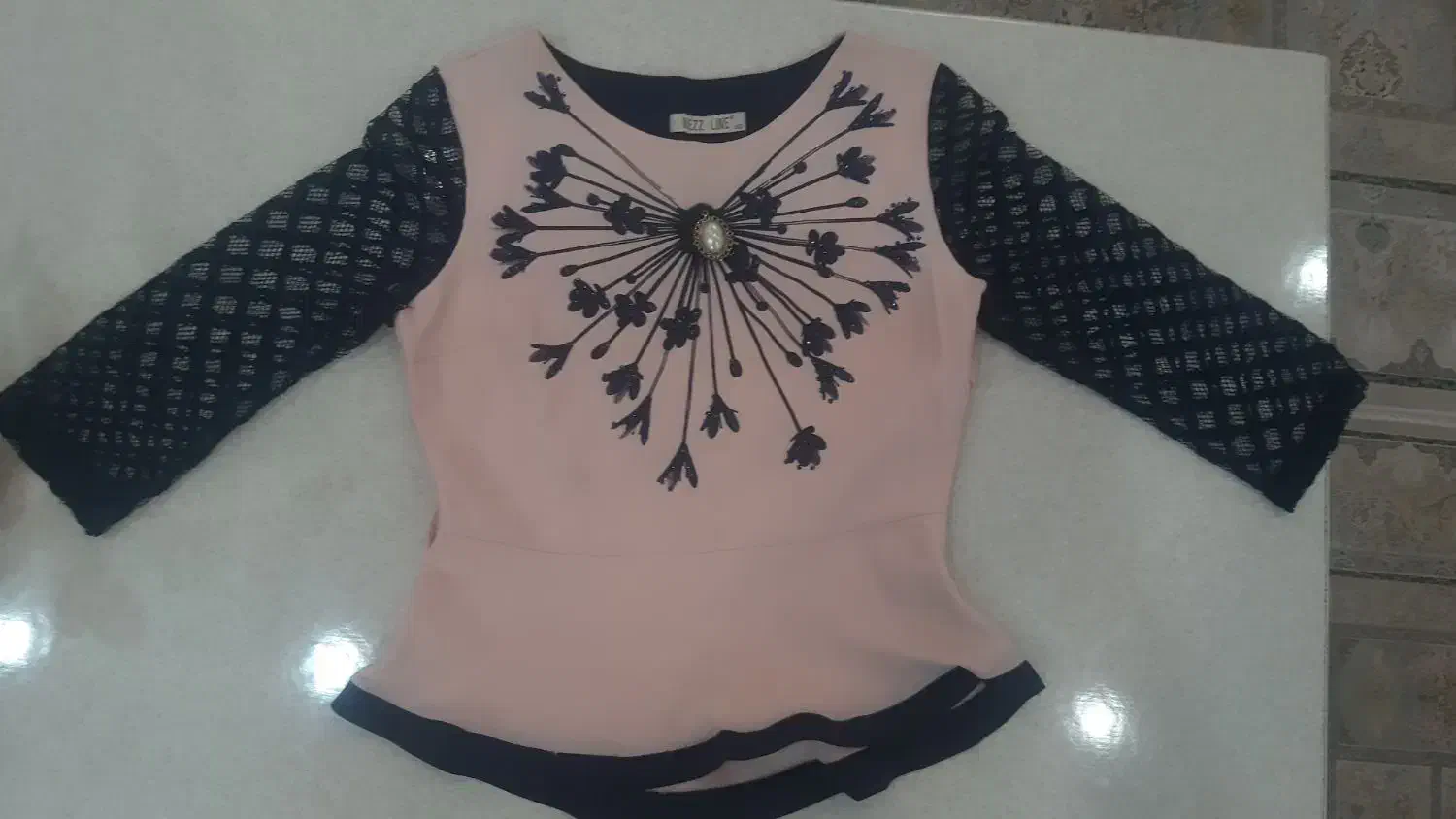 لباس درحدنو|لباس|باقرشهر, |دیوار