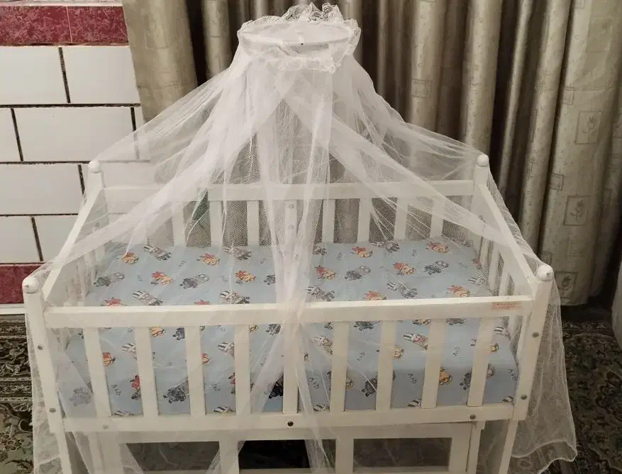 تخت گهواره کنار مادر|اسباب و اثاث بچه|هندیجان, |دیوار