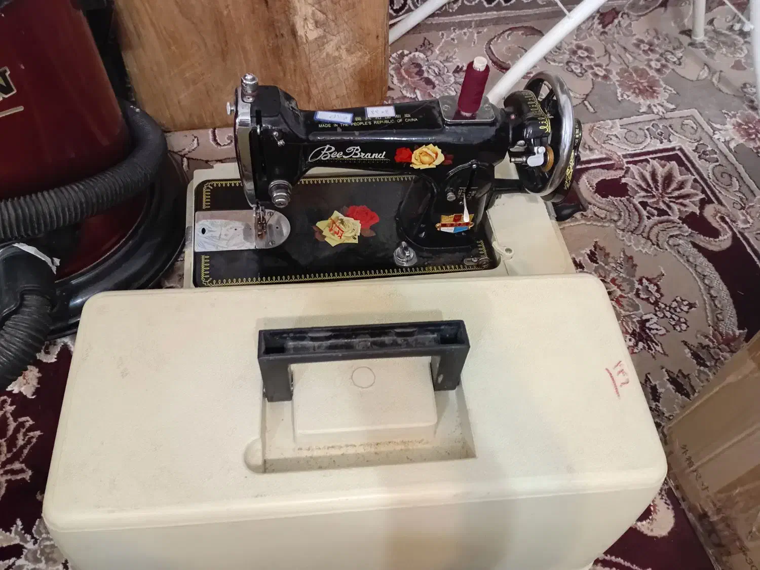 چرخ خیاطی ساده دستی|چرخ خیاطی و ریسندگی|چناران, |دیوار