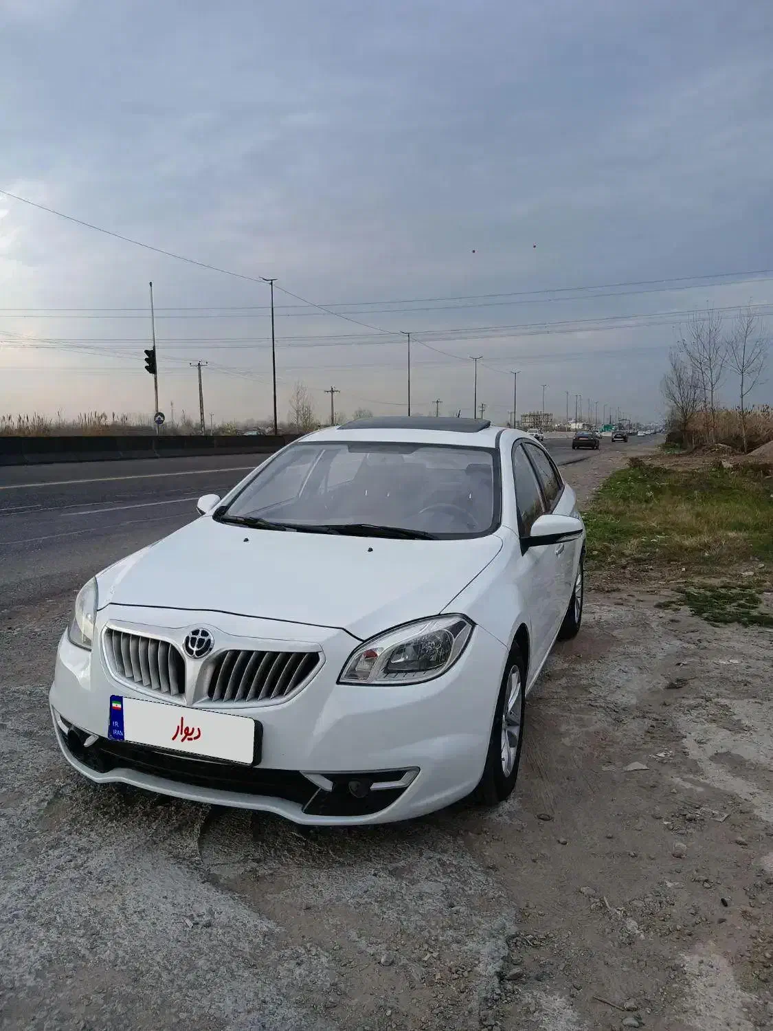 برلیانس ۳۳۰ موتور بزرگ|خودرو سواری و وانت|آستانه اشرفیه, |دیوار