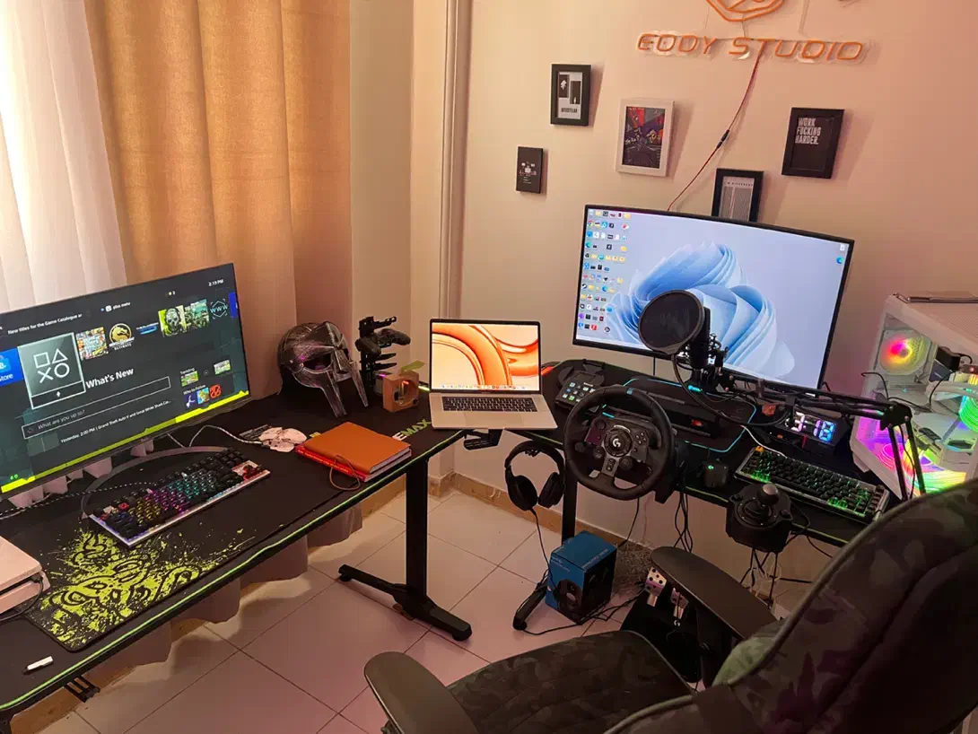 مک بوک پرو 2019 با 4 گیگ گرافیک مجزا i9رم16هارد500|رایانه همراه|تهران, نصرت|دیوار