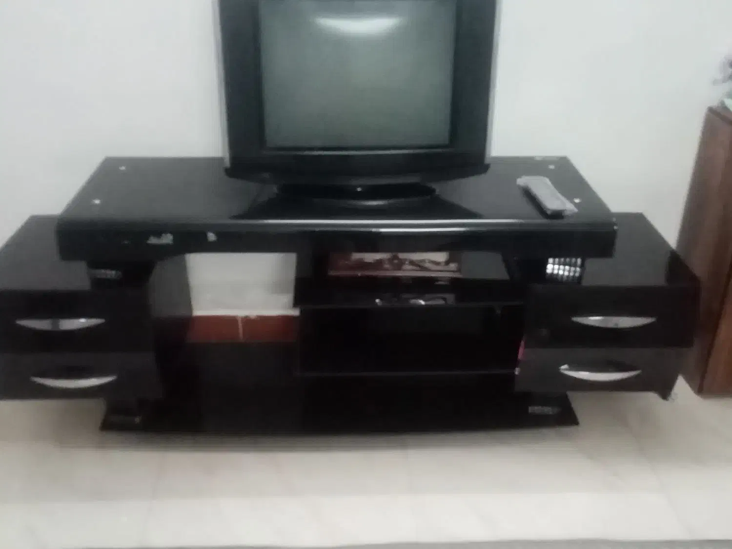 میز تلویزیون شیشه ای|میز تلویزیون|مشهد, حضرت حجت|دیوار