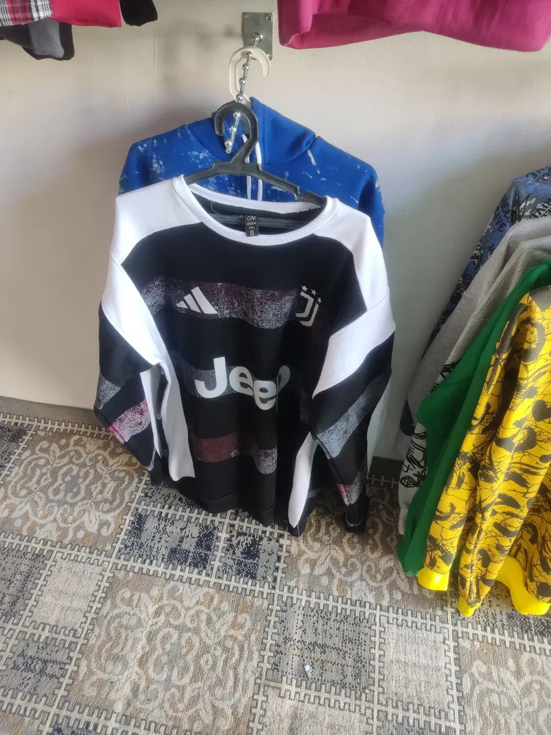 لباس|لباس|بیرجند, |دیوار