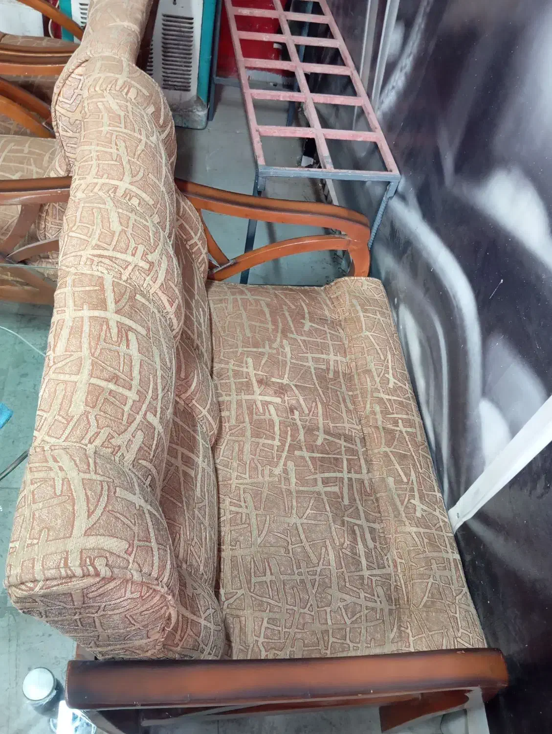 یک دست مبل زیر قیمت|مبلمان خانگی و میز عسلی|کرمان, |دیوار