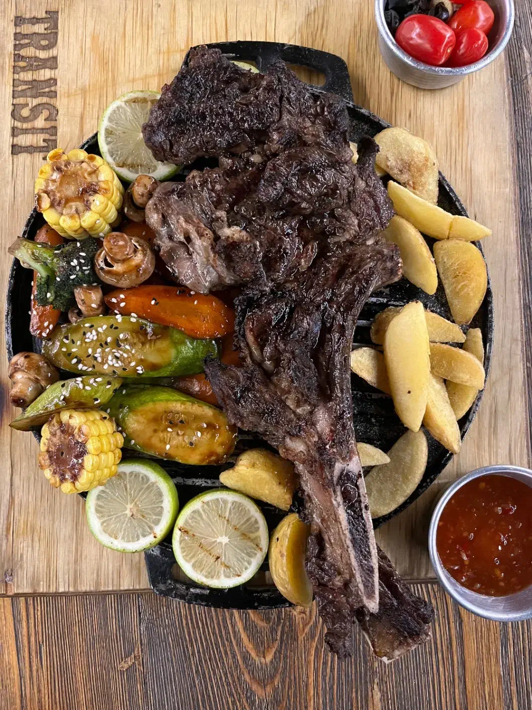 آماده ساز و کمک آشپز فست فود|استخدام خدمات فروشگاه و رستوران|قم, الغدیر|دیوار