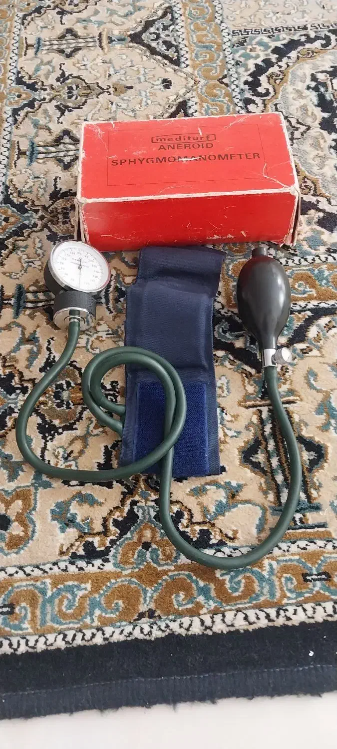 فشارسنج عقربه ای ژاپن|آرایشی، بهداشتی، درمانی|فردیس, شهرک شهید حسینی|دیوار