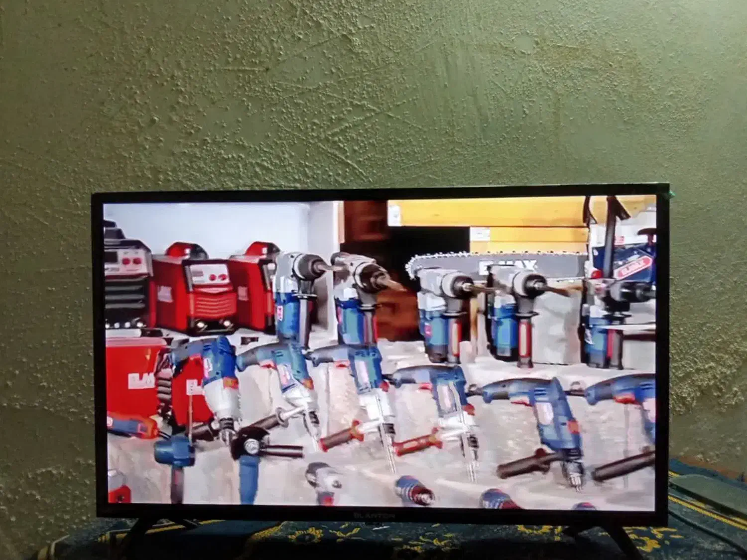 دو دستگاه تلویزیون|تلویزیون و پروژکتور|زنجان, |دیوار