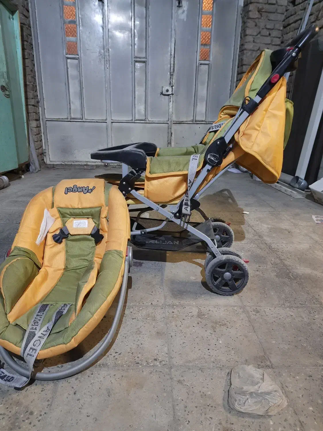 کالسکه بچه و کریر|کالسکه و لوازم جانبی|الیگودرز, |دیوار