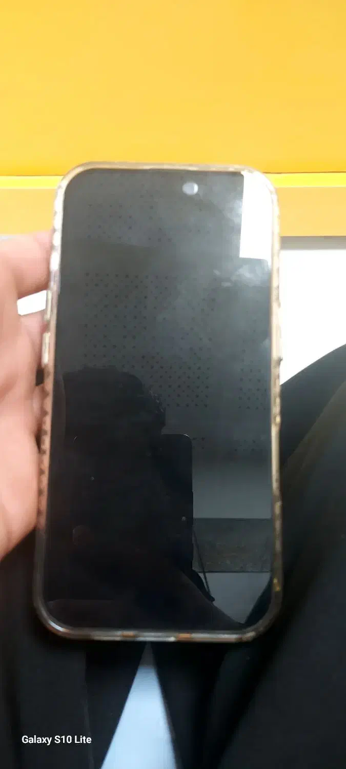 ایفون ۱۶ نرمال معاوضه هم دارم|موبایل|میناب, |دیوار