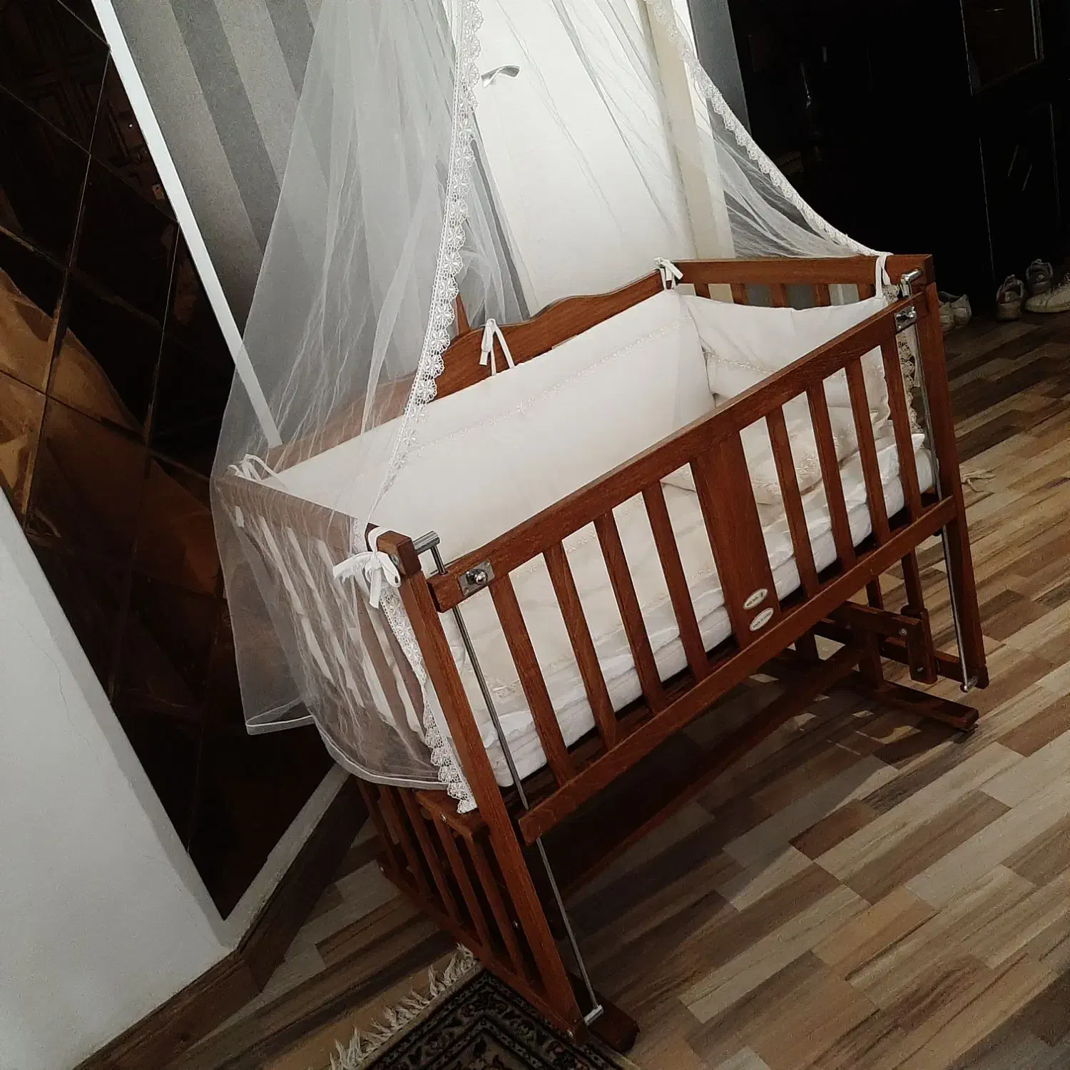 تخت کودک کنار مادر ترکیه ای مدل aiby baby|تخت و صندلی بچه|تهران, اختیاریه|دیوار