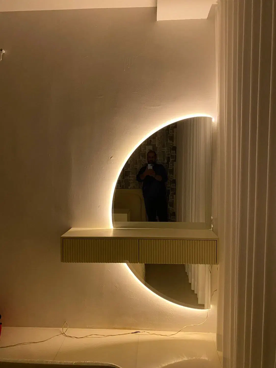 آینه نیم دایره|آینه|مشهد, یاس|دیوار