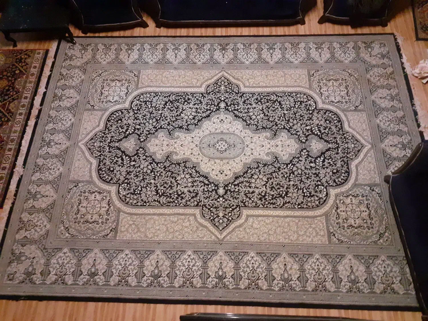 فرش ۱۲ متری خوش نقشه|فرش|رامسر, |دیوار