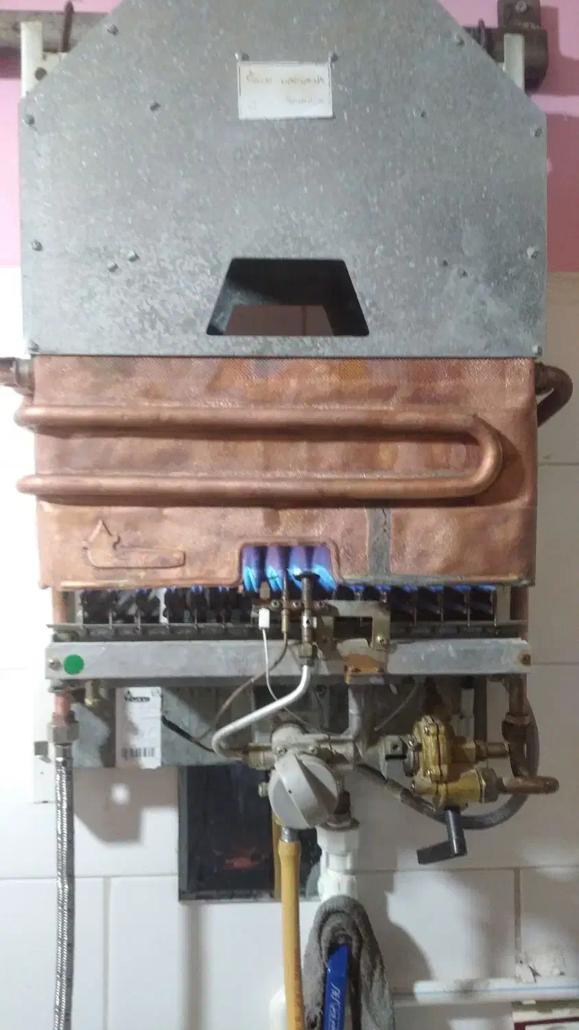 ابگرمکن 3118در حد نو|آبگرمکن، پکیج، شوفاژ|اسلامآباد غرب, |دیوار