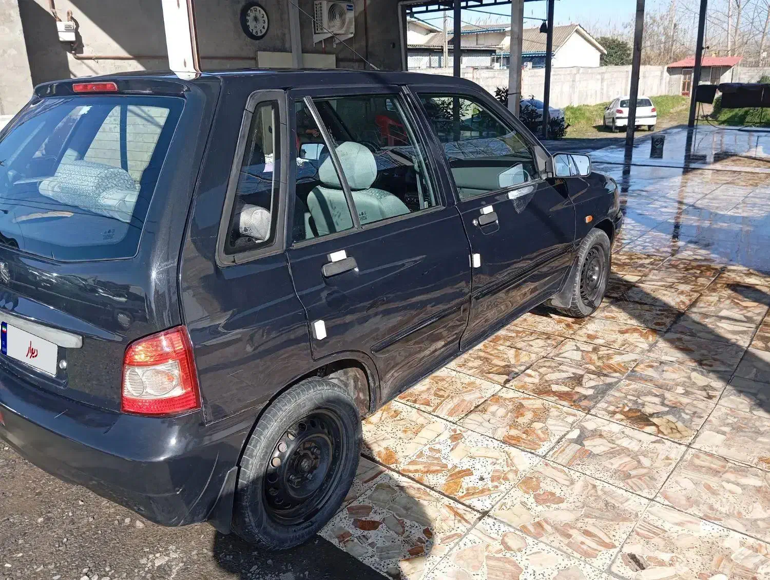 111 مشکی مدل 92|خودرو سواری و وانت|لنگرود, |دیوار