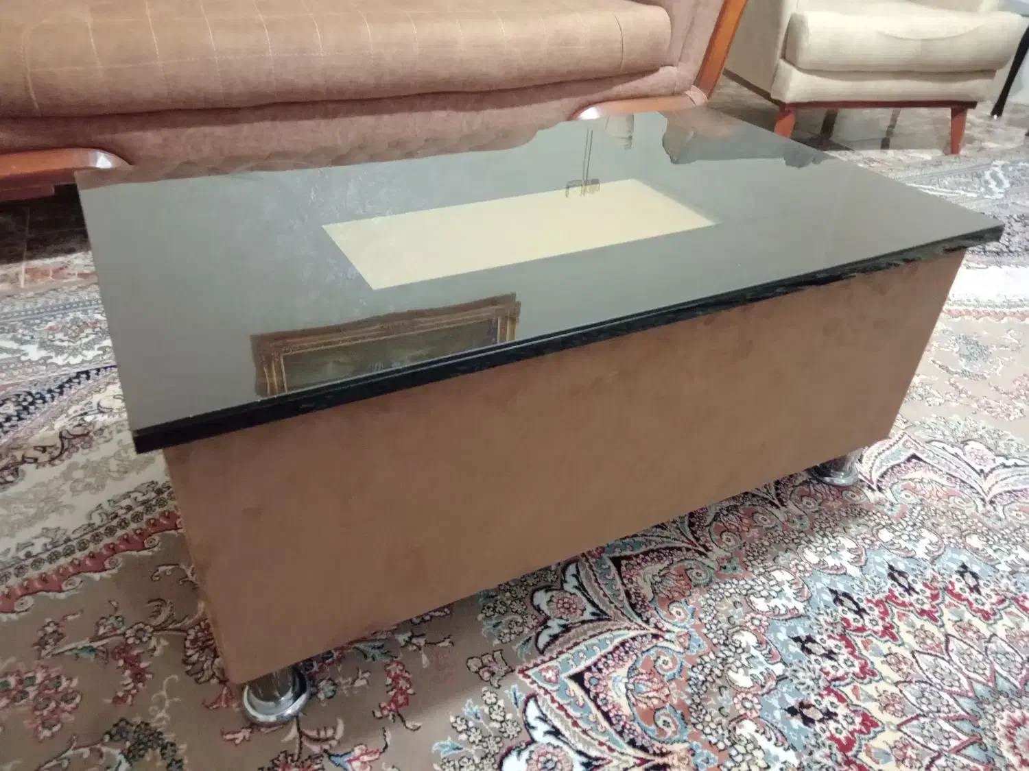 جلو مبلی بزرگ|مبلمان خانگی و میز عسلی|قزوین, |دیوار