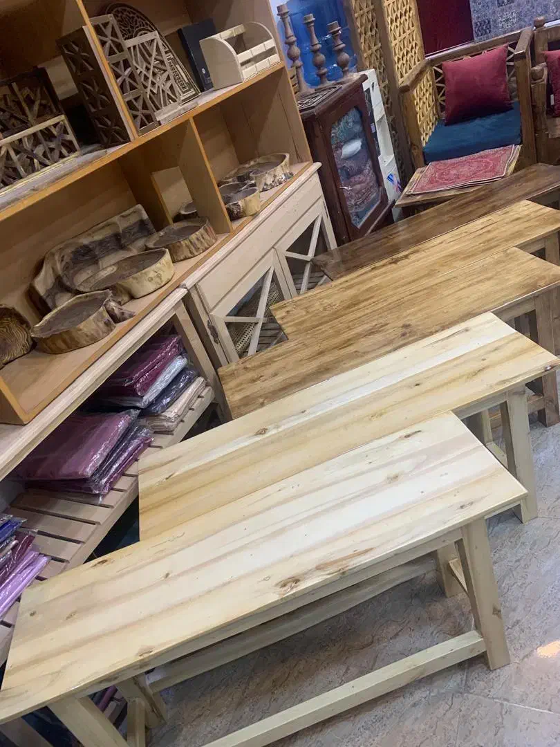 نیمکت های چوبی|صندلی و نیمکت|قم, باغ کرباسی|دیوار