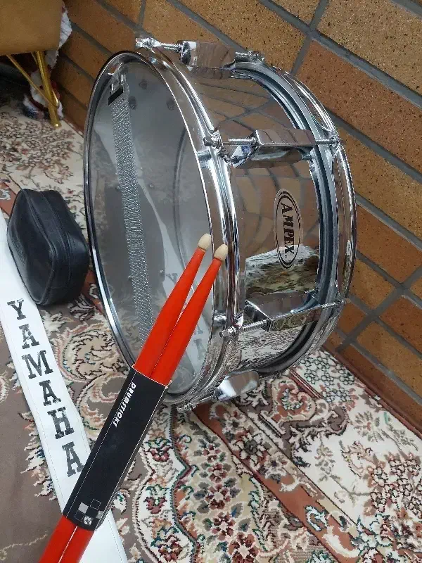 طبل ریز|درام و پرکاشن|اردکان, |دیوار