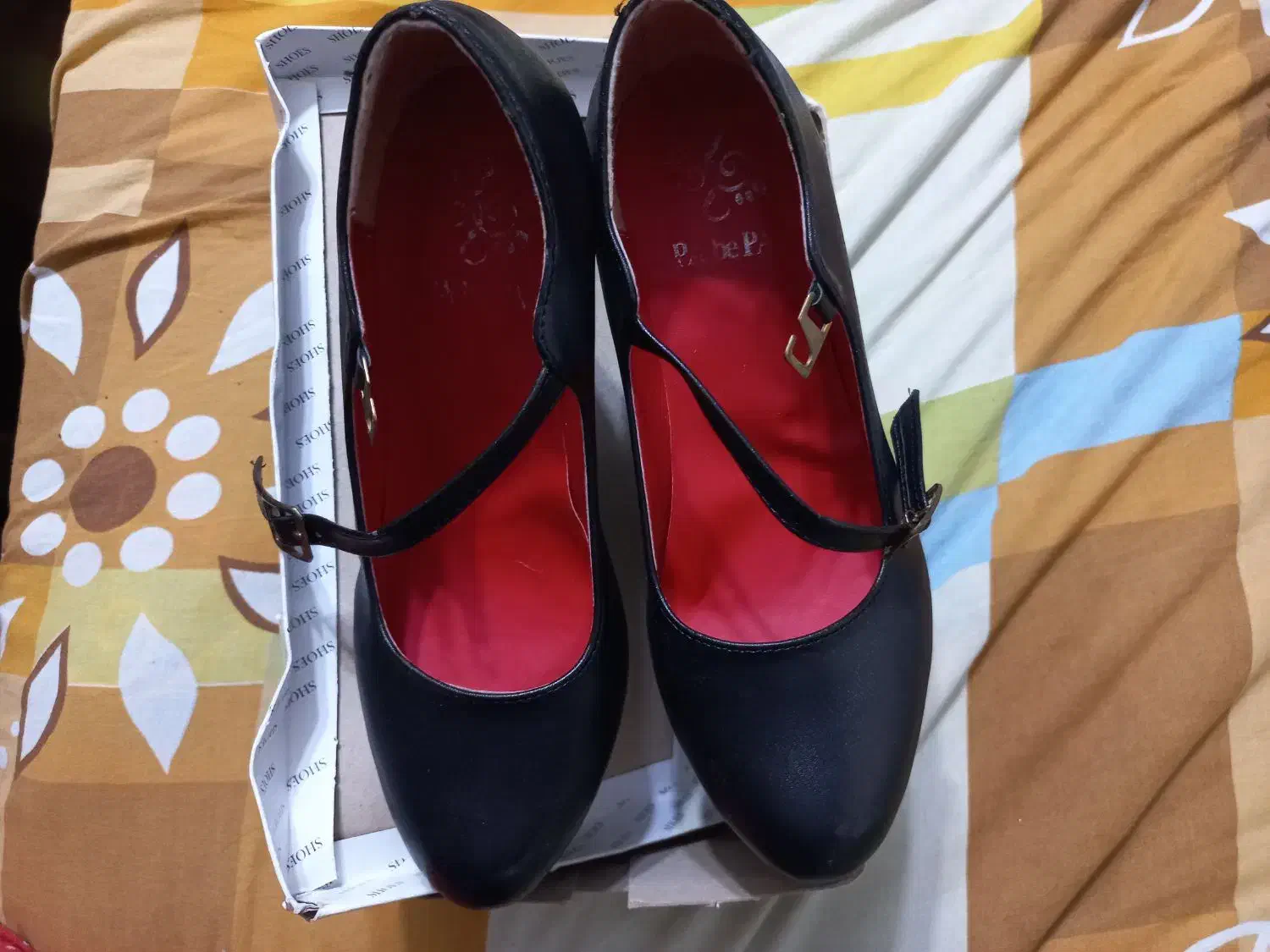 دو عدد کفش مجلسی با پاشنه ۵ سانت سایز ۳۸ و ۳۹|کیف، کفش، کمربند|رشت, رشتیان|دیوار