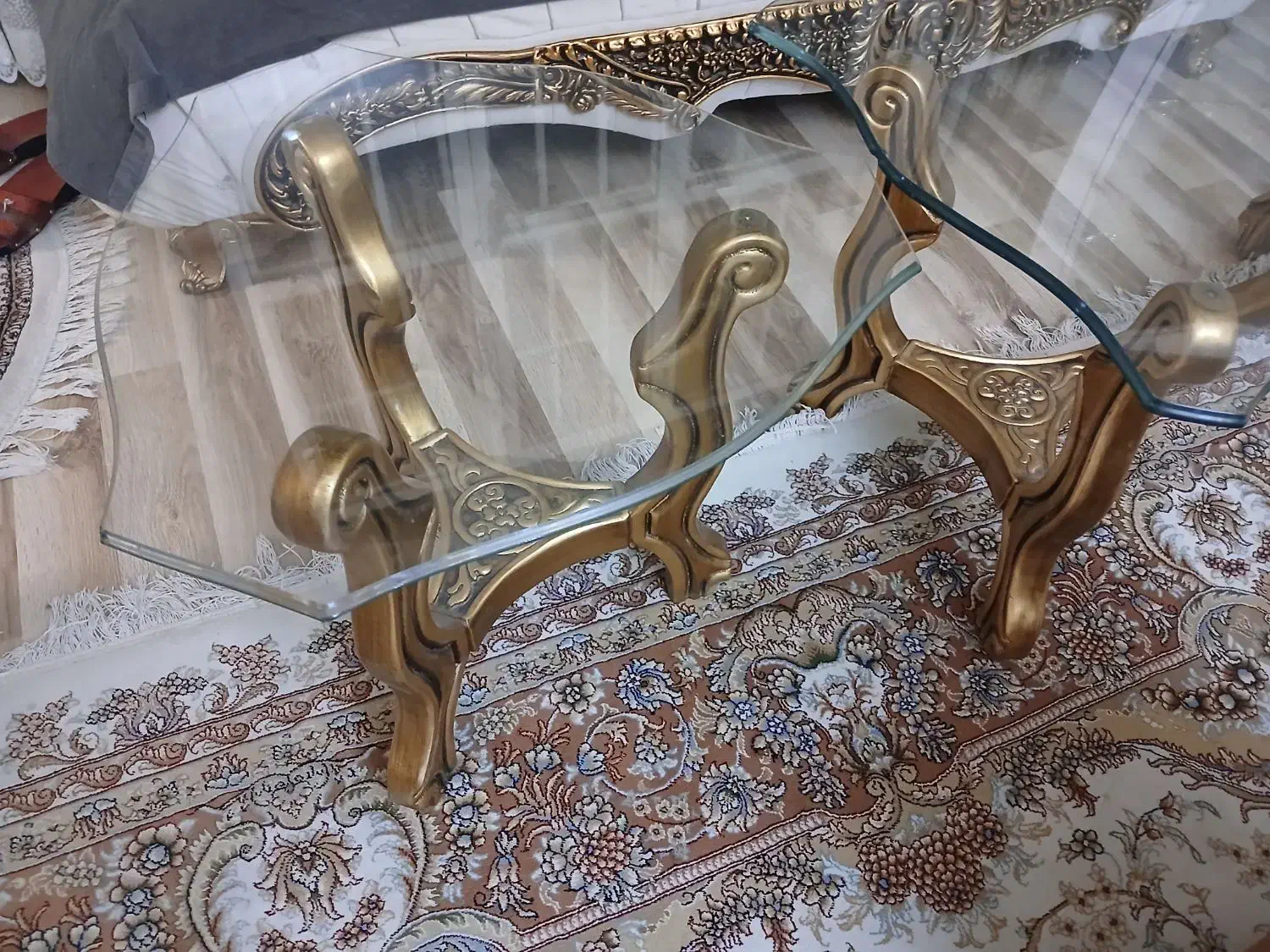 میز و گل میز سلطنتی|مبلمان خانگی و میز عسلی|شیراز, شهرک فرزانگان|دیوار