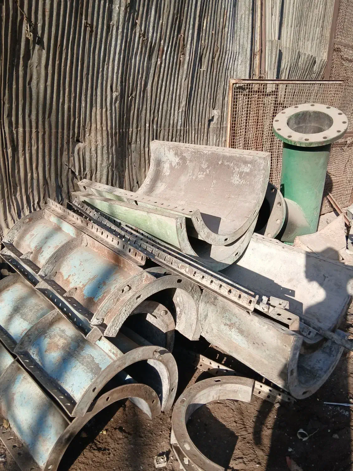 کاغذ باطله مجله کتاب آهن آلات|عمده‌فروشی|تهران, بلوار کشاورز|دیوار