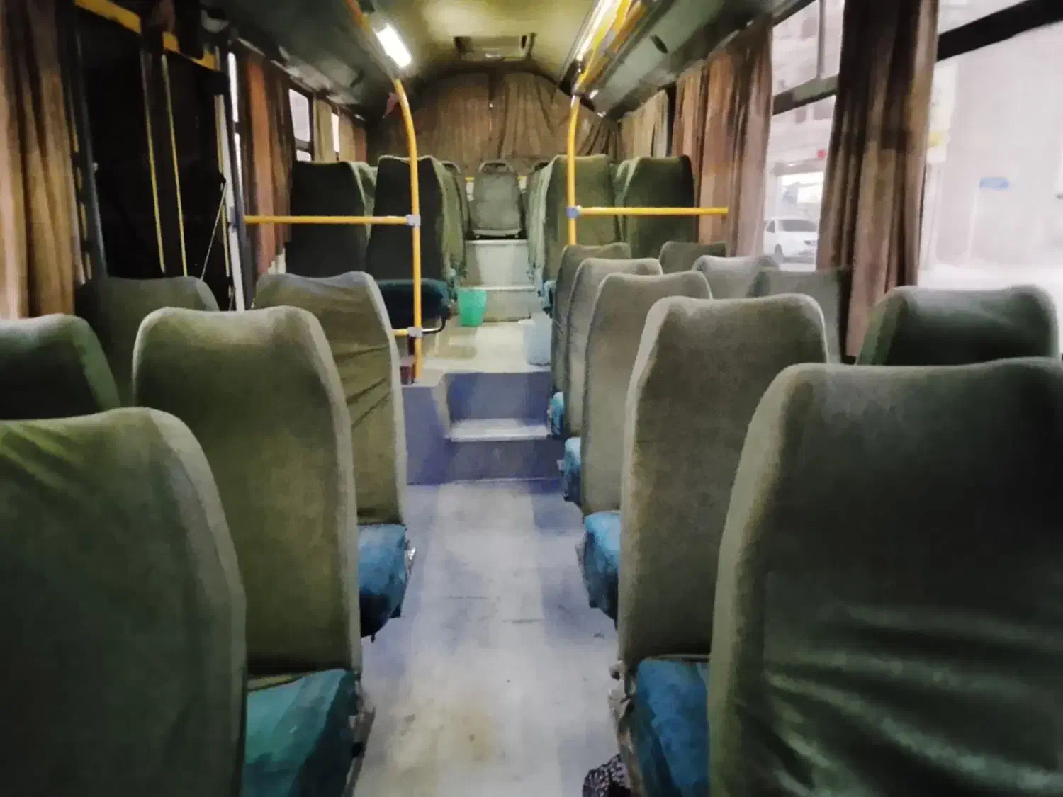 اتوبوس|خودرو سنگین|قرچک, میرزائی شمالی|دیوار