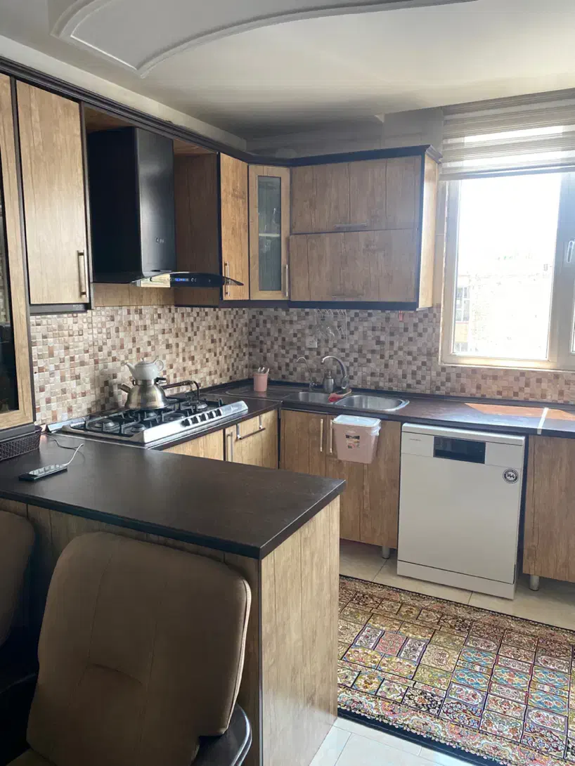 ۹۴متر/۲خوابه/باپارکینگ/دکتر هوشیار