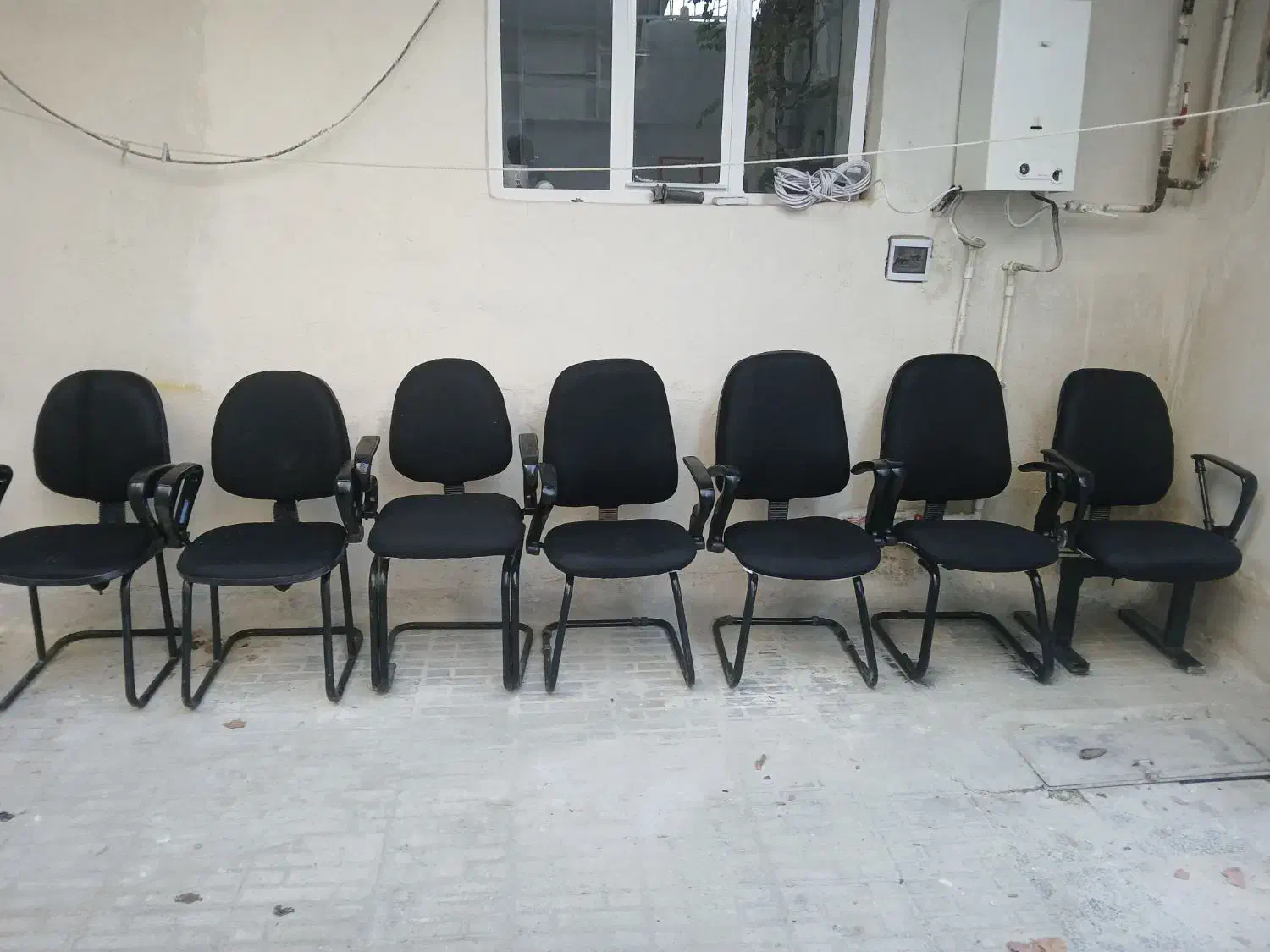 میز و صندلی انتظار|صندلی و نیمکت|سنندج, |دیوار