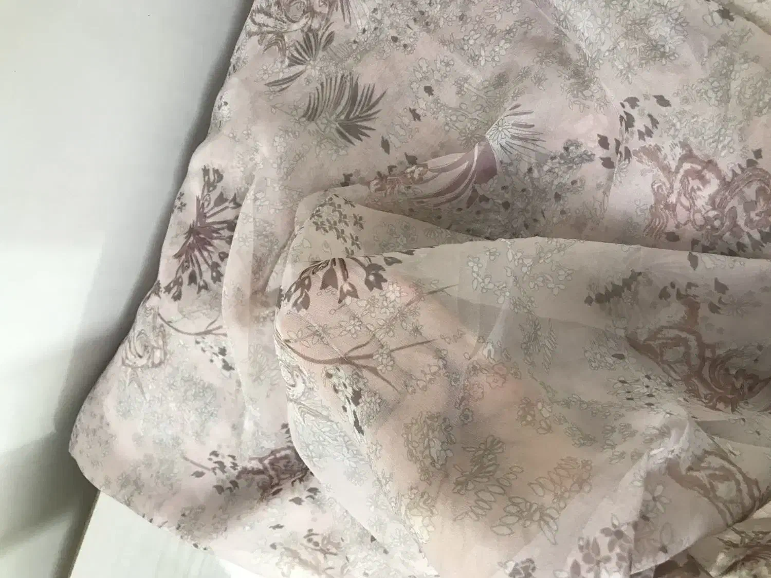 پارچه حریر|لوازم خیاطی و بافتنی|بوکان, |دیوار